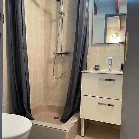 Holiday home Les Lavandes *